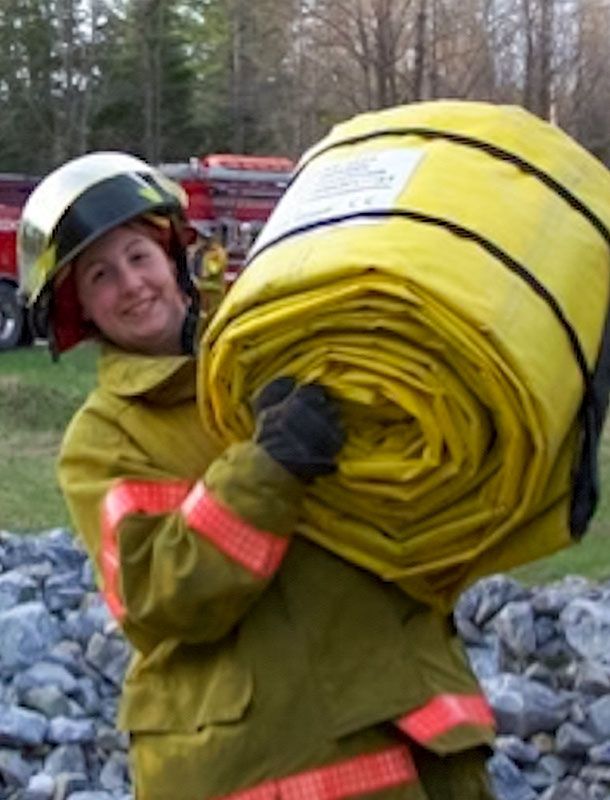 Lightweight Oil Spill Dam