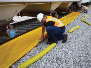 HardyBerm Railroad Leak & Spill Portable Containment Berm