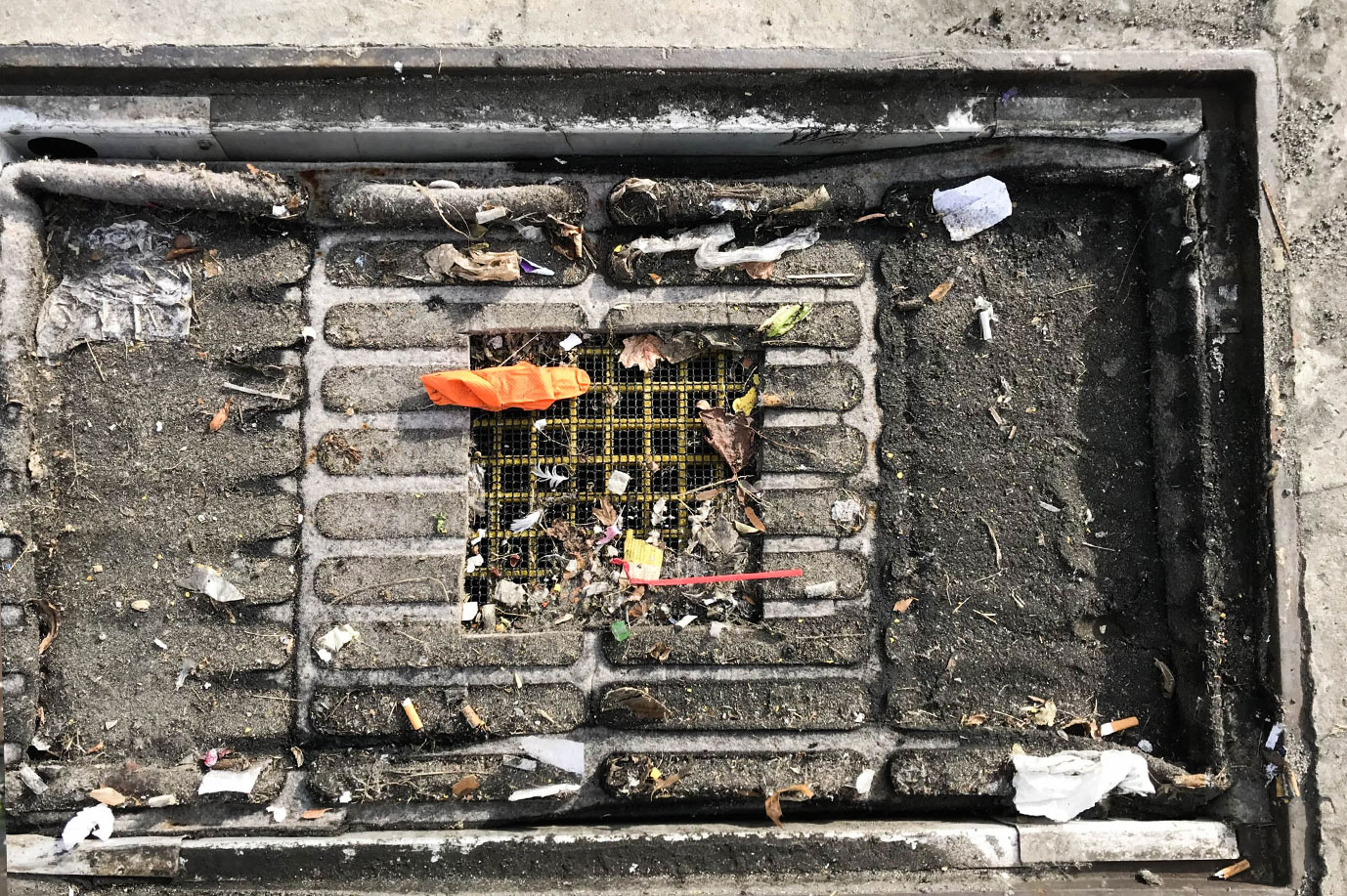 Under Grate Stormwater Filter